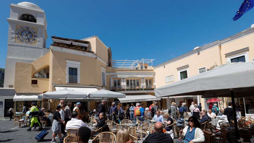 Mass tourism in Italy