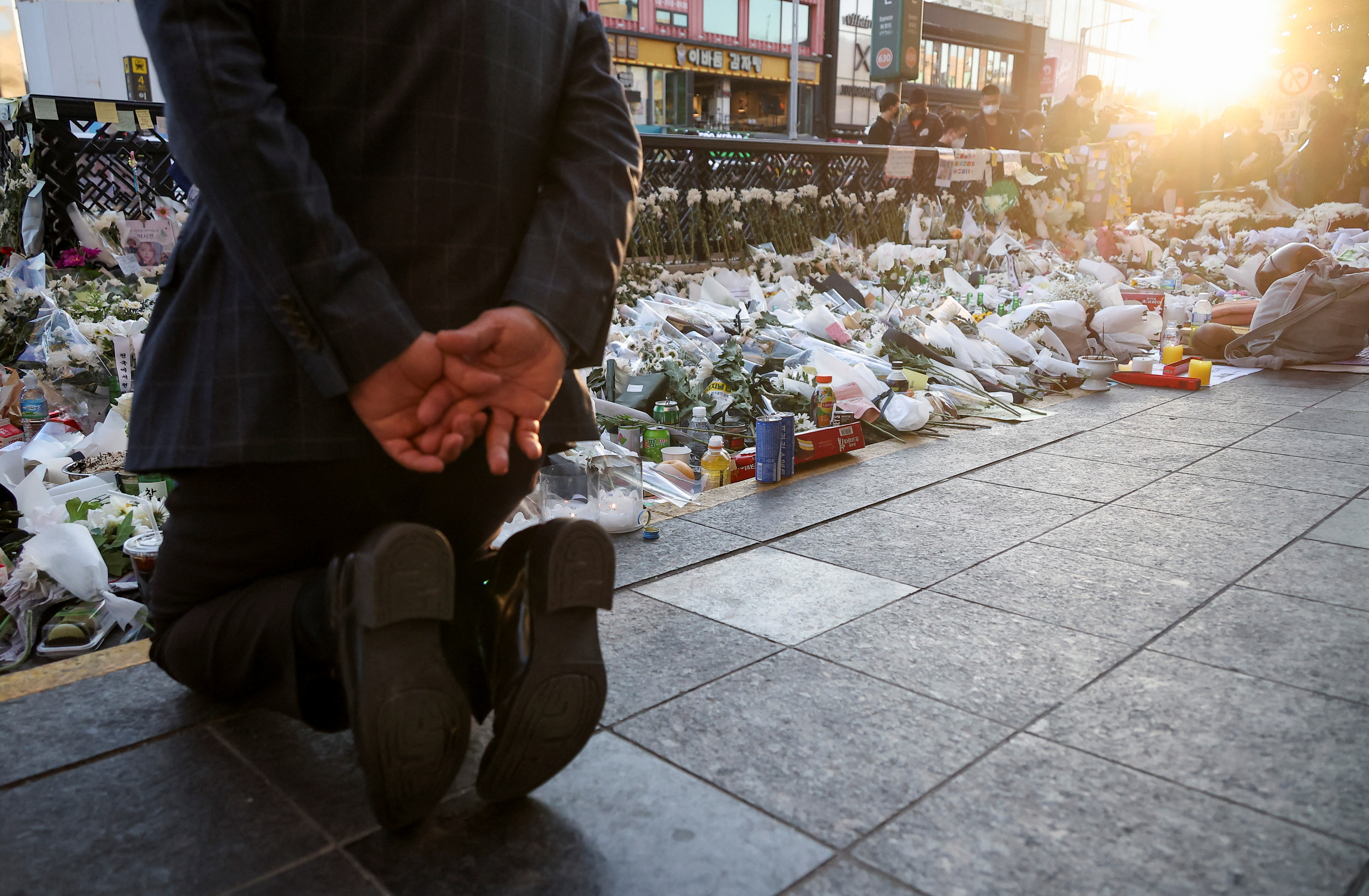 South Korea in mourning after deadly crowd crush
