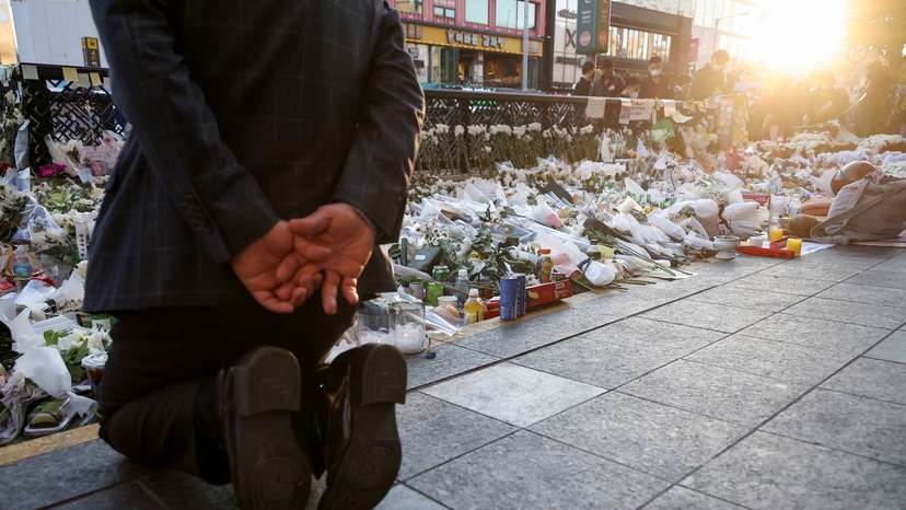 South Korea in mourning after deadly crowd crush