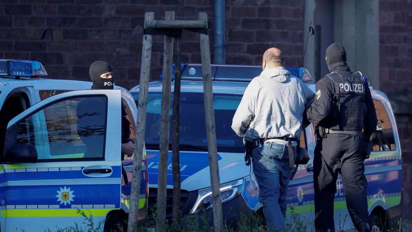 A suspected foreign operative of Hamas appears before German Federal Public Prosecutor