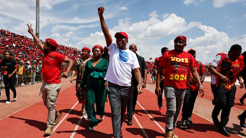 FILE PHOTO: South African opposition party rally
