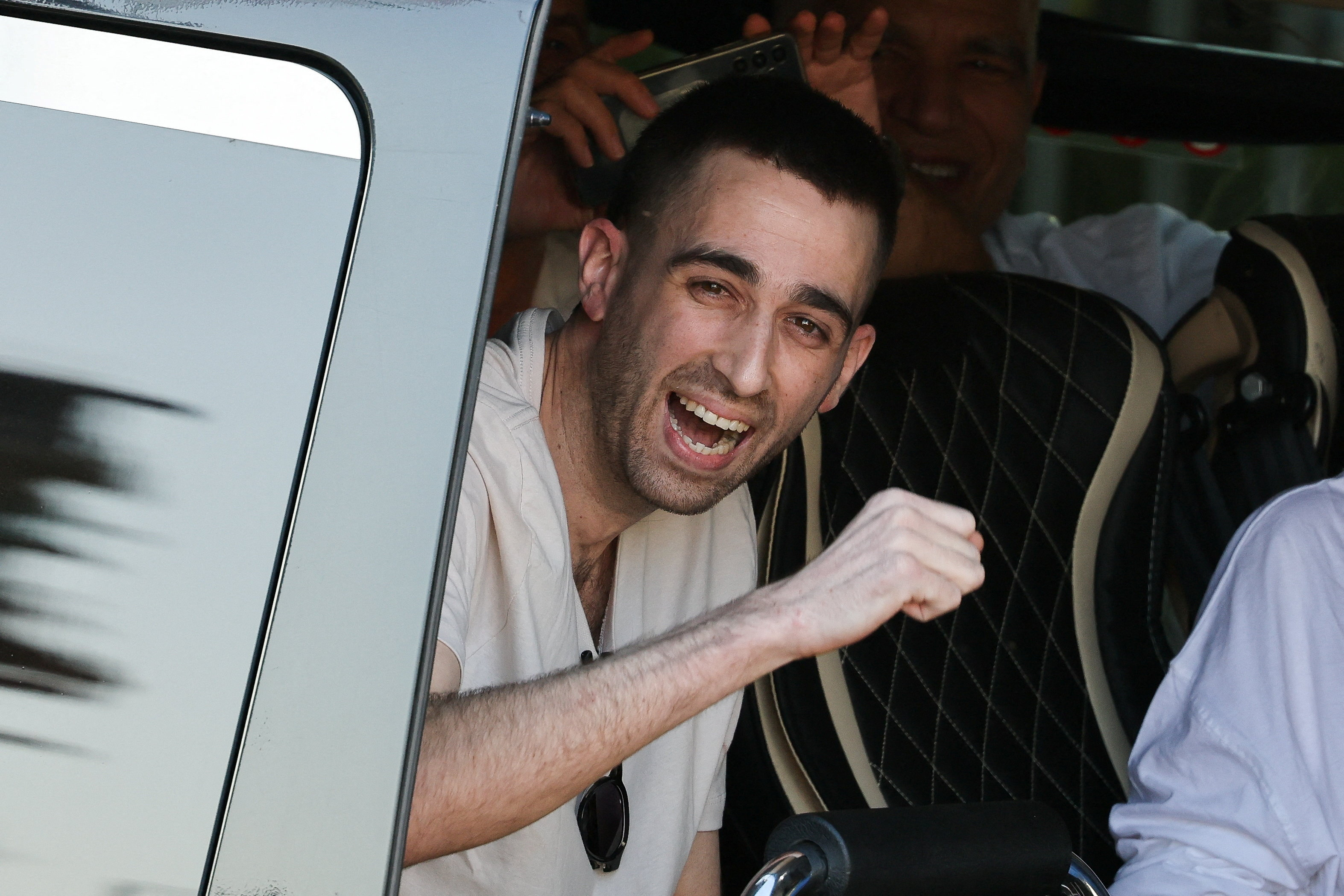 Hostages-prisoners swap deal between Hamas and Israel