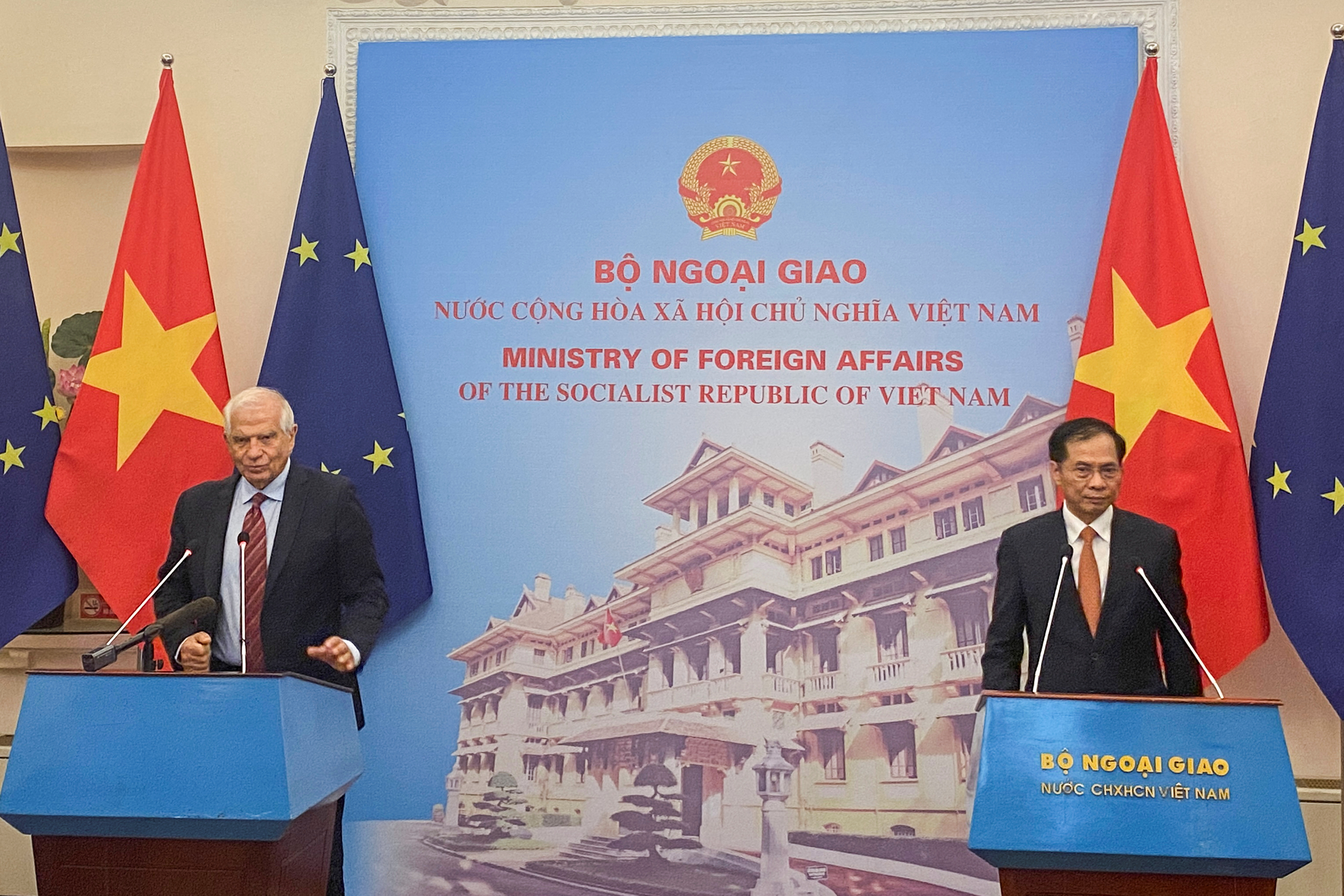 EU High Representative for Foreign Affairs and Security Policy Josep Borrell and Vietnam’s Foreign Minister Bui Thanh Son attend a press conference, in Hanoi