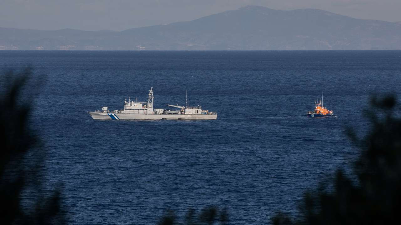 FILE PHOTO: At least eight migrants drown off Greek island of Samos