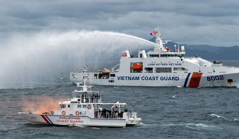 Philippine and Vietnamese Coast Guard Joint Maritime Exercise