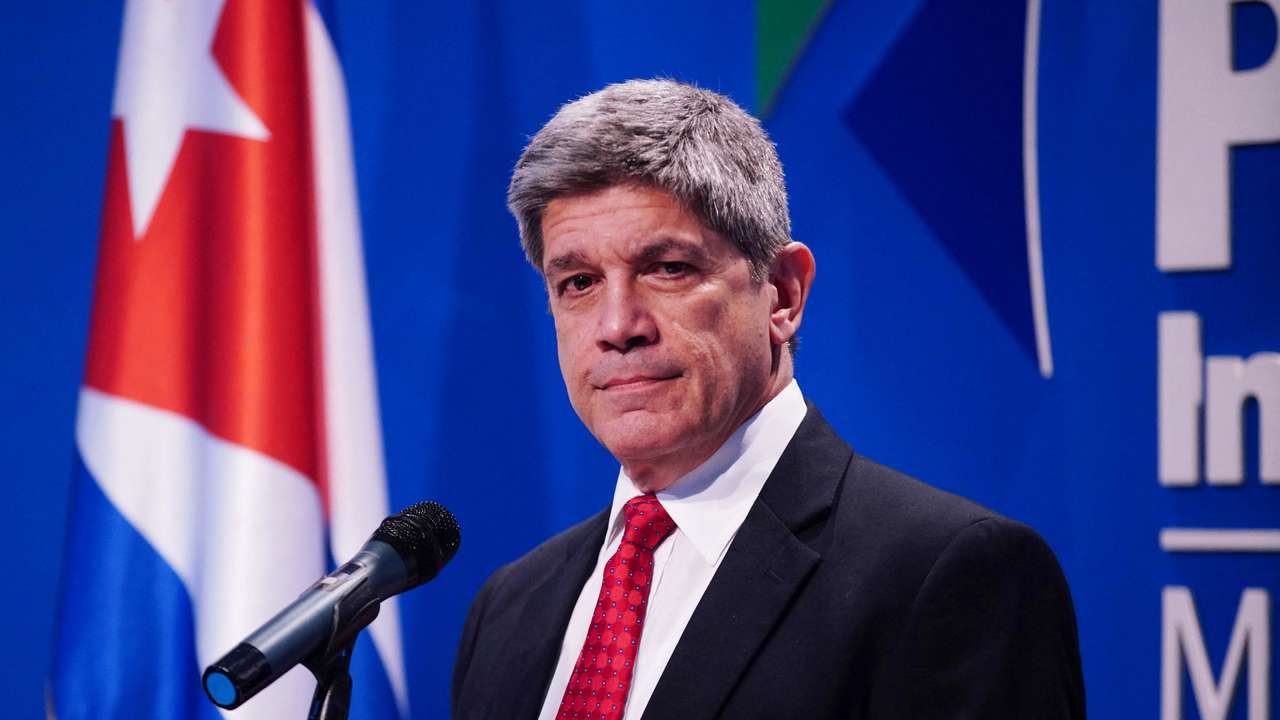 Cuba and the United States hold second round of migration talks in Havana.