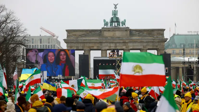 Iranian opposition group protests in Berlin