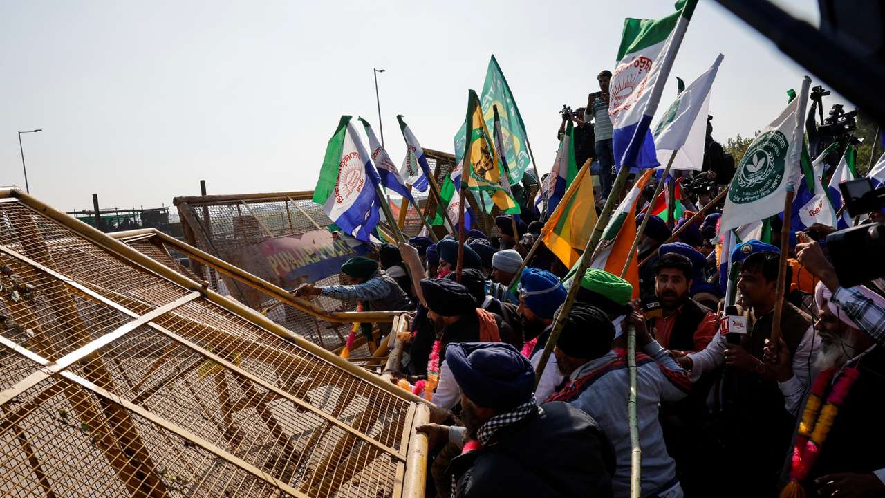 Farmers march towards New Delhi to press for better crop prices promised to them in 2021
