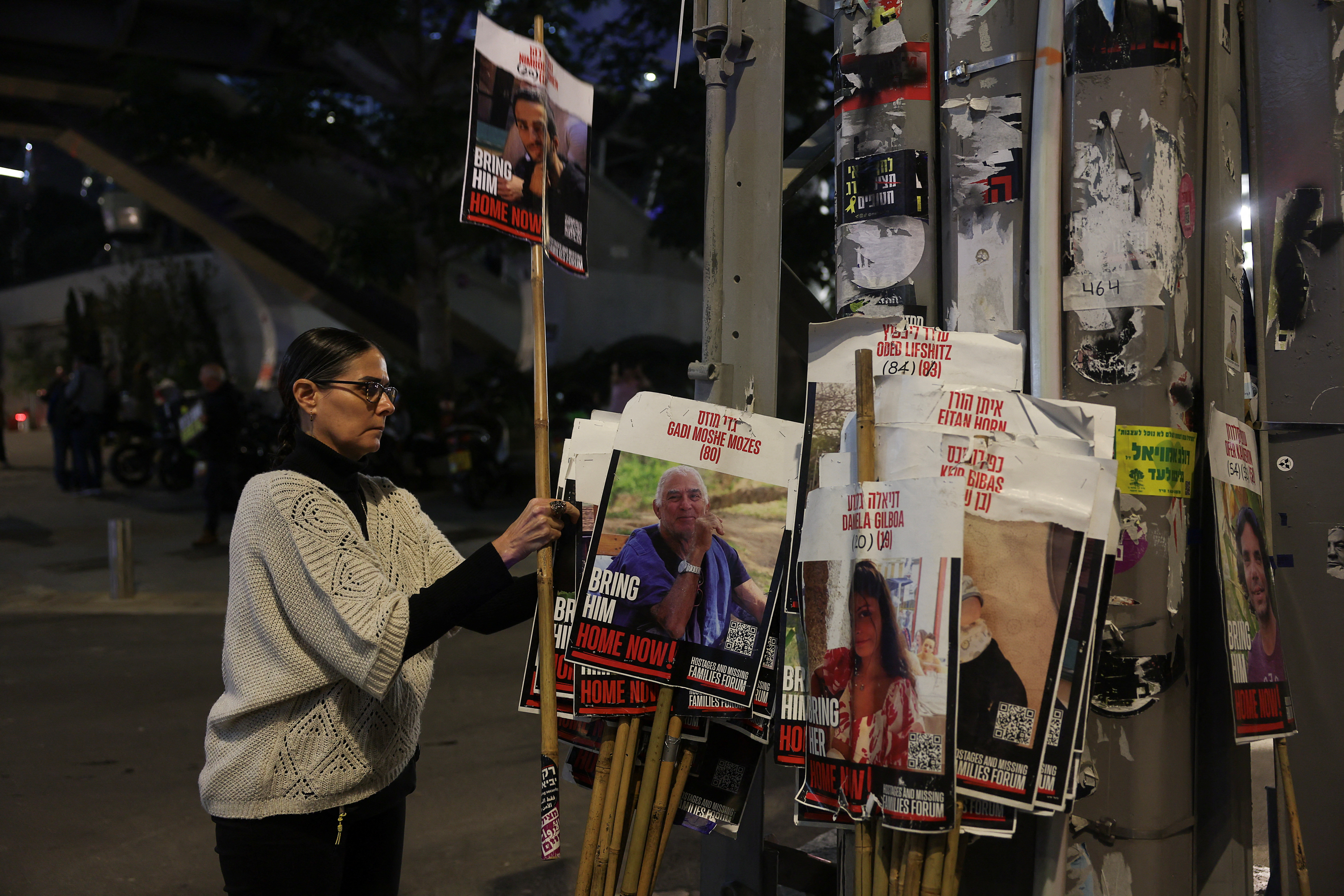 Protest to demand a deal for the return of hostages, in Tel Aviv