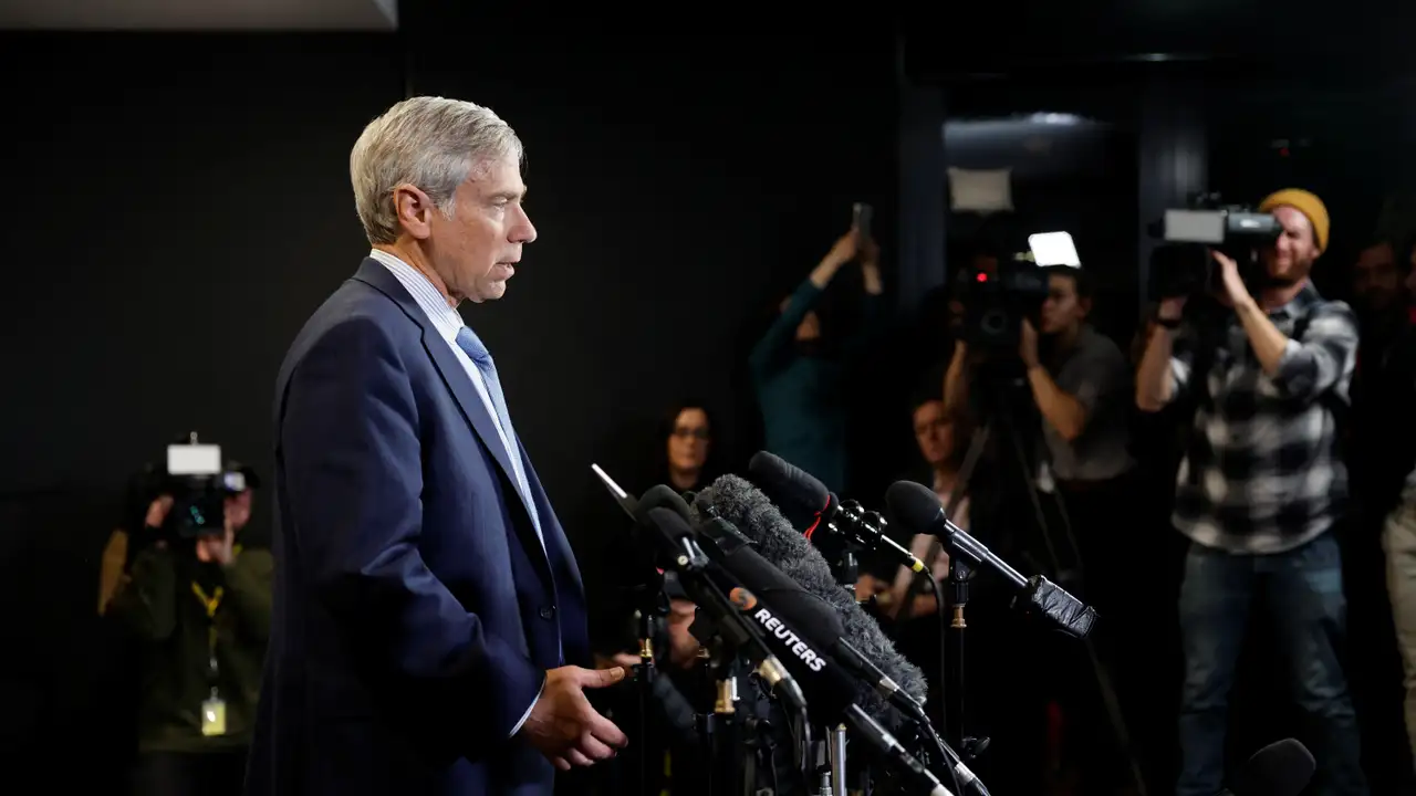 WikiLeaks founder Julian Assange arrives in Canberra