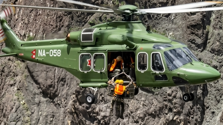 Trapped by Mud Russian Tourists Rescued in Nepal