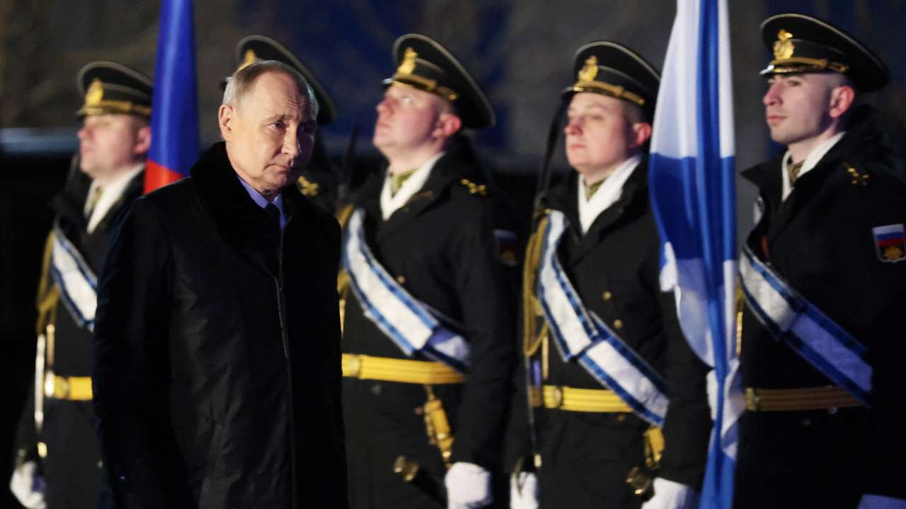 Russian President Putin visits Murmansk