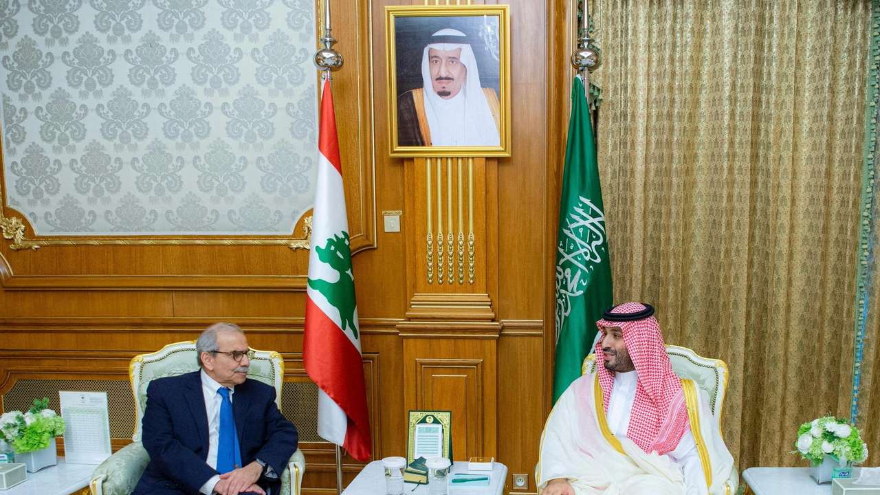 Lebanese PM Salam meets Saudi Crown Prince Mohammed bin Salman in the holy city of Mecca