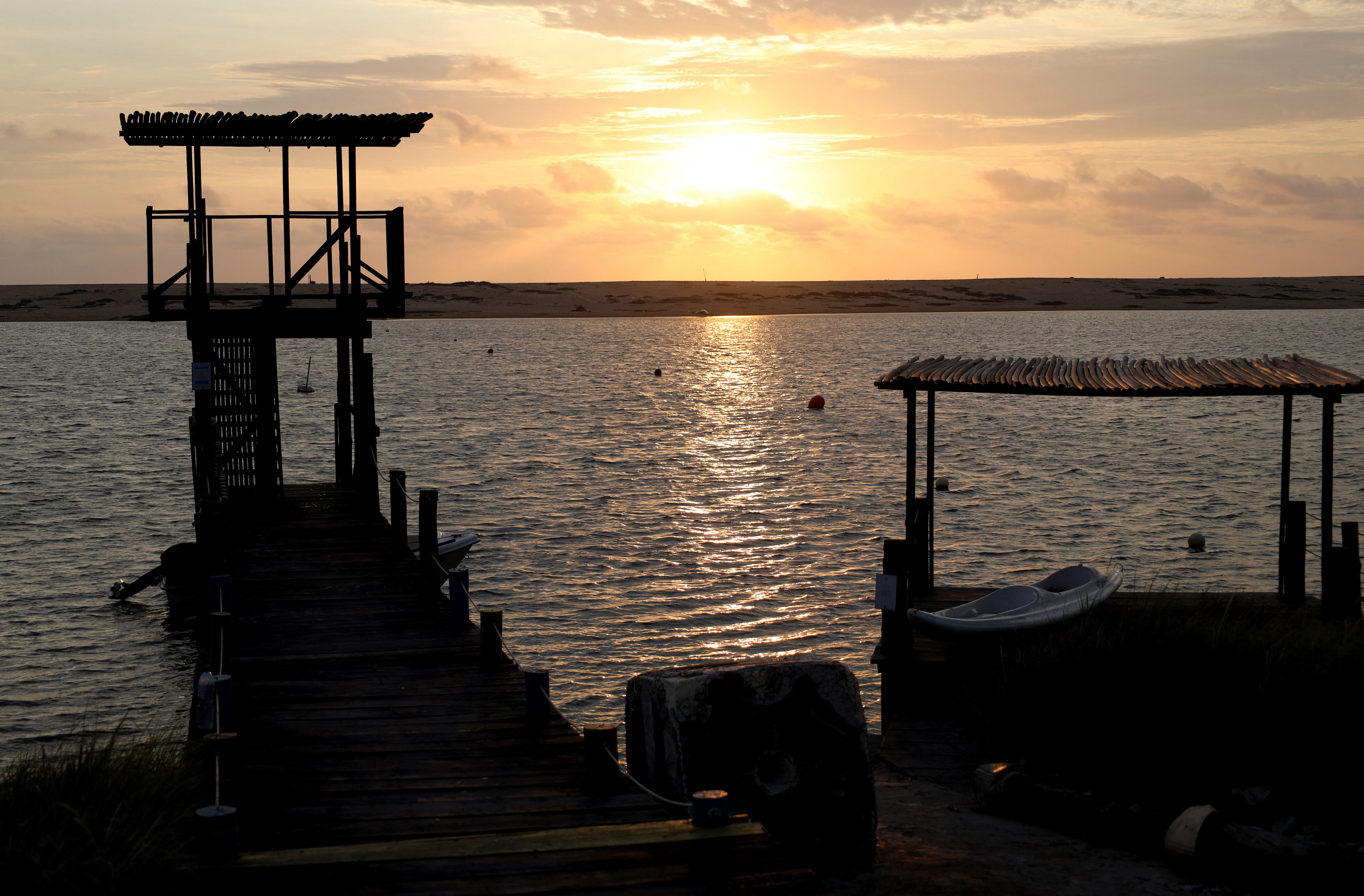Angola floods trigger plea for help