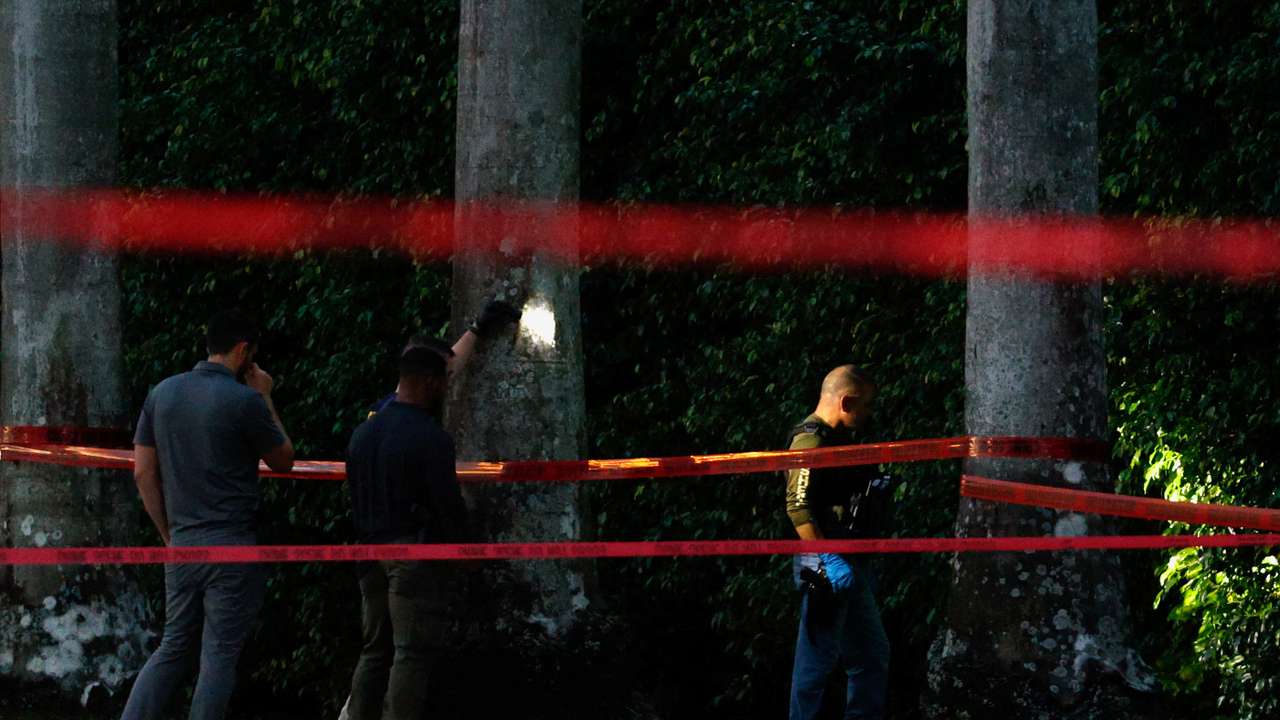 Reports of shots fired at Trump International Golf Club in West Palm Beach