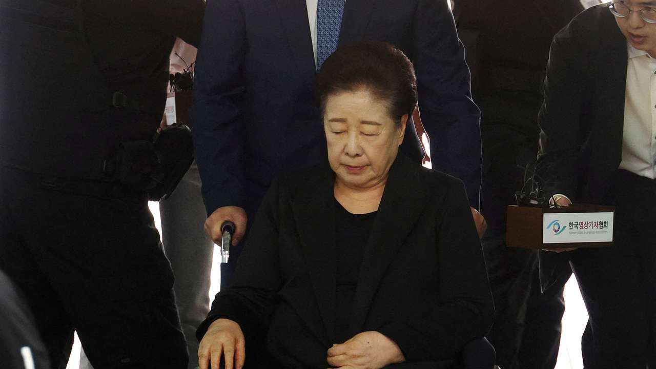 South Korea court to hold hearing on prosecutors request for the leader of the Unification Church