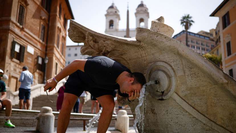Extraordinary heatwave hits Italy