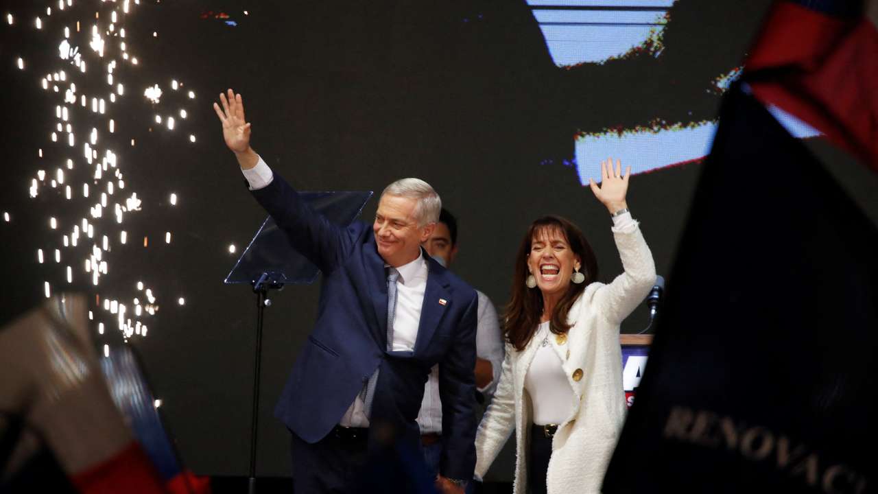 Chile holds presidential runoff election
