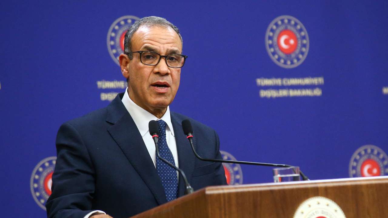 Turkish Foreign Minister Hakan Fidan and his Egyptian counterpart Badr Abdelatty attend a joint press conference in Ankara