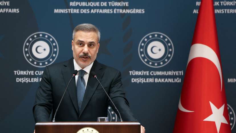 Iranian Foreign Minister Abbas Araqchi visits Istanbul