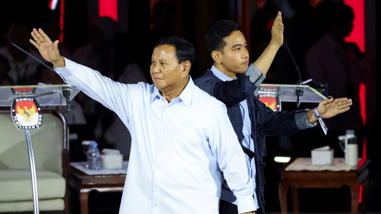 Indonesia's election body holds presidential candidate debate