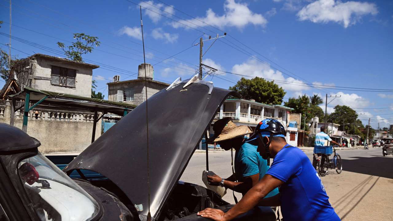 Cubans fearing crackdown are reluctant to take to the streets