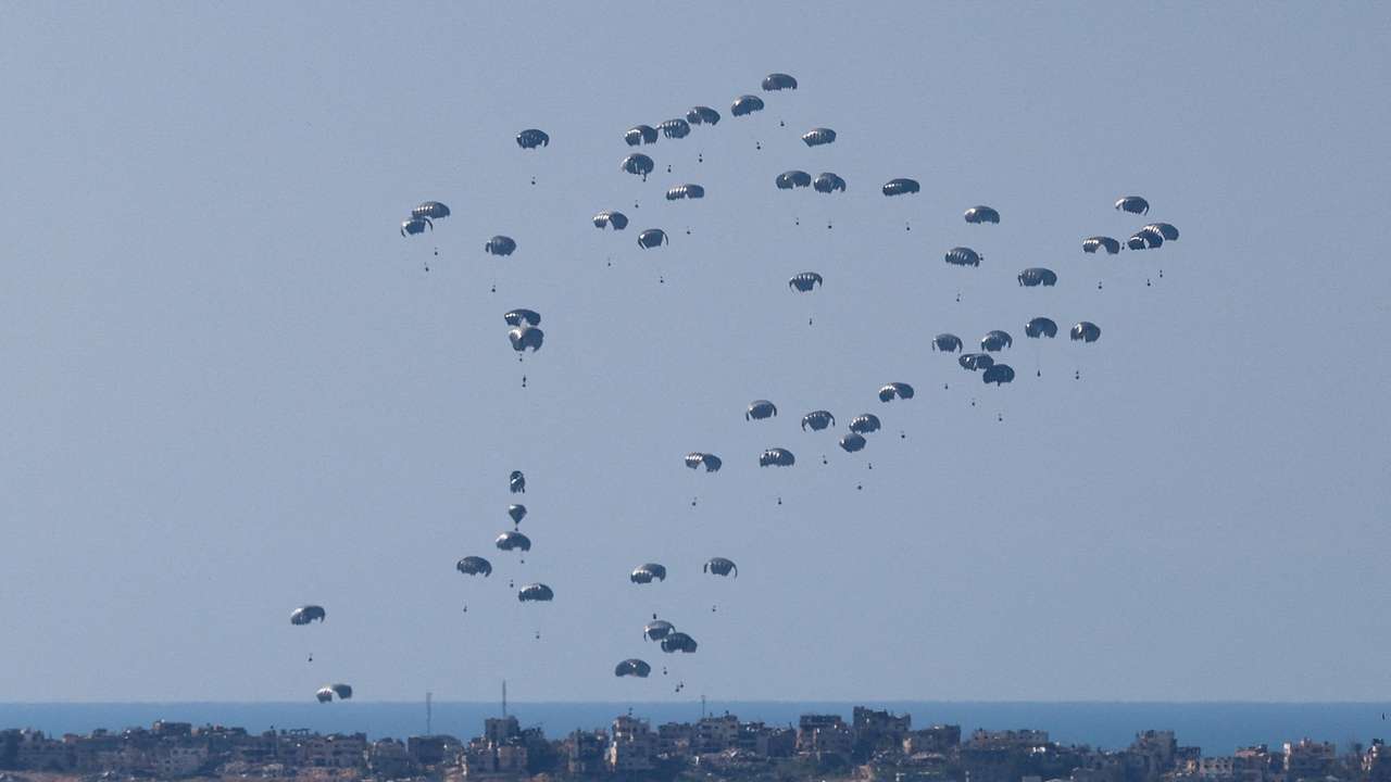 Packages fall towards northern Gaza