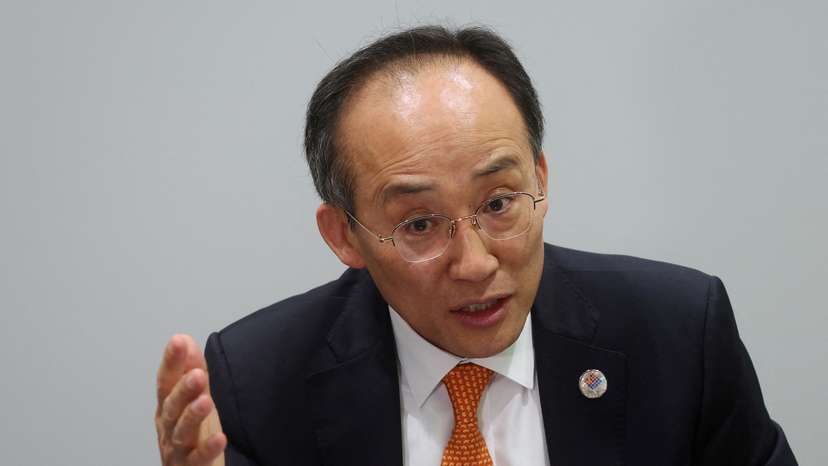 Interview with South Korean Economy and Finance Minister Choo Kyung-ho