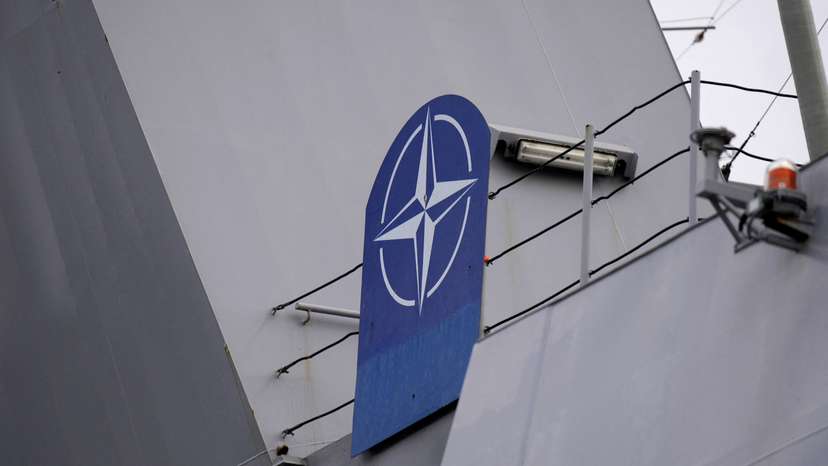NATO flagship frigate Tromp in Tallinn