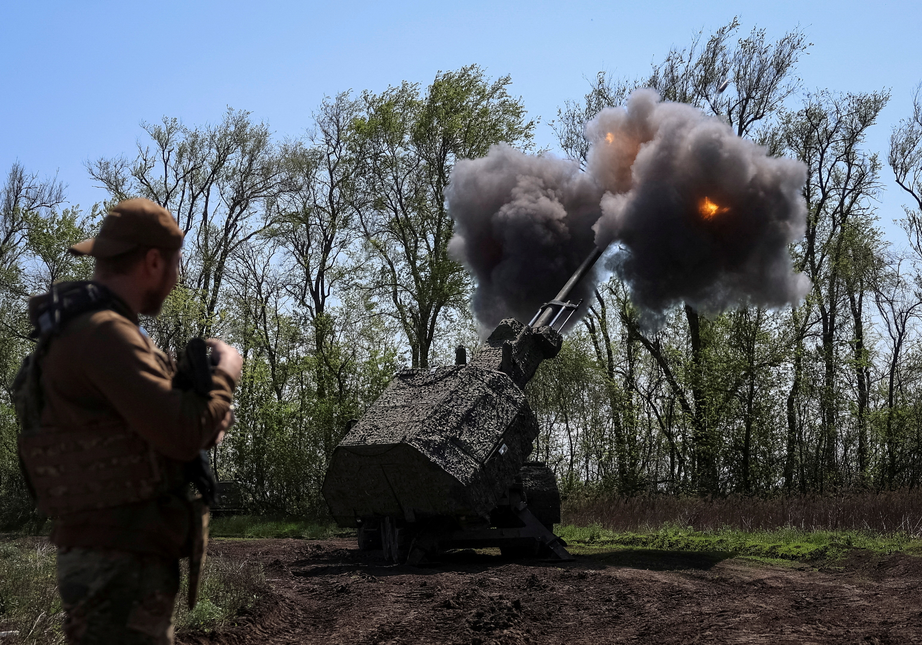 FILE PHOTO: Ukrainian servicemen fire an Archer self-propelled howitzer towards Russian troops at a position in Zaporizhzhia region