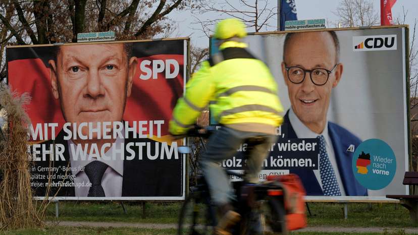 Election campaign posters in Schenefeld