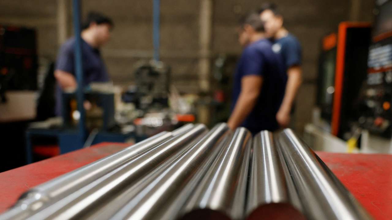 Mexican metal-mechanical parts factory with application to industry, in Apodaca