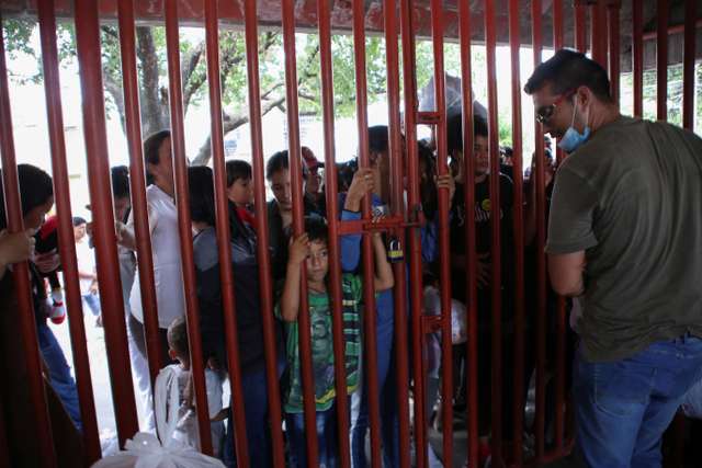Colombians displaced by attacks of ELN rebels, in Cucuta