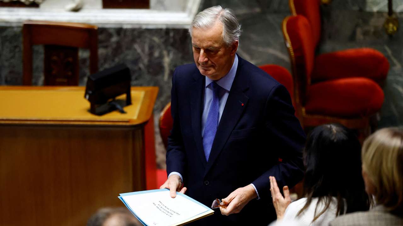 Lawmakers vote on no-confidence motion against the French government