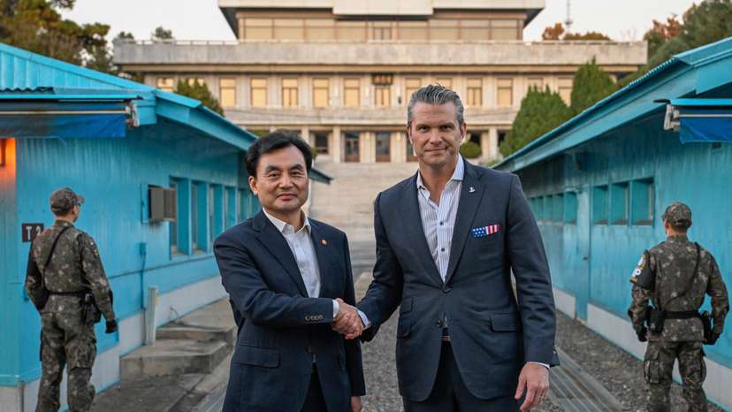 U.S. Defense Secretary Hegseth visits South Korea
