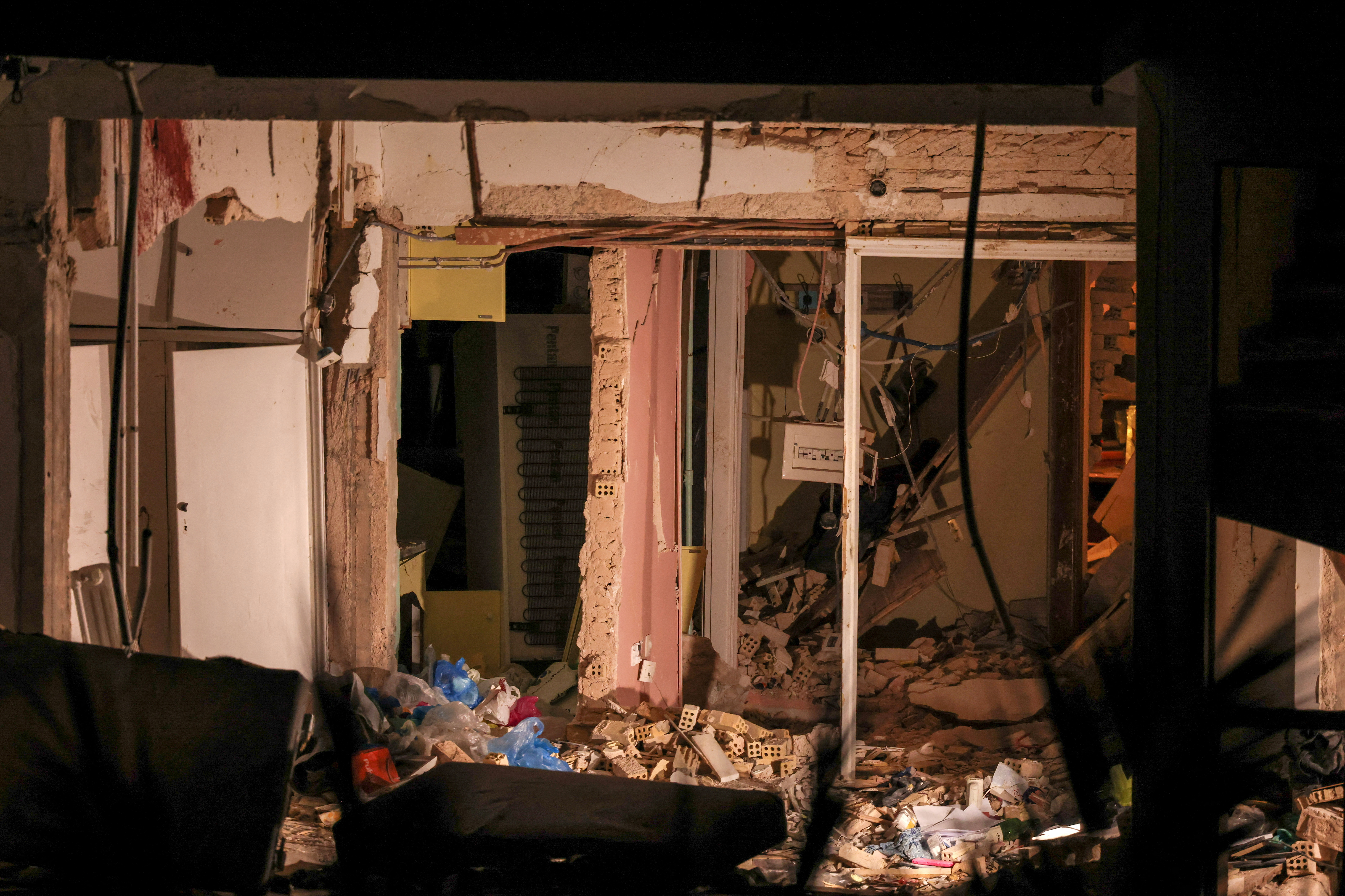 FILE PHOTO: Anti-terrorism probe launched as blast kills man in apartment in Athens