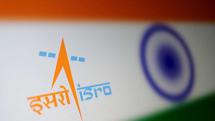 FILE PHOTO: FILE PHOTO: Illustration shows Indian Space Research Organization (ISRO) logo and Indian flag
