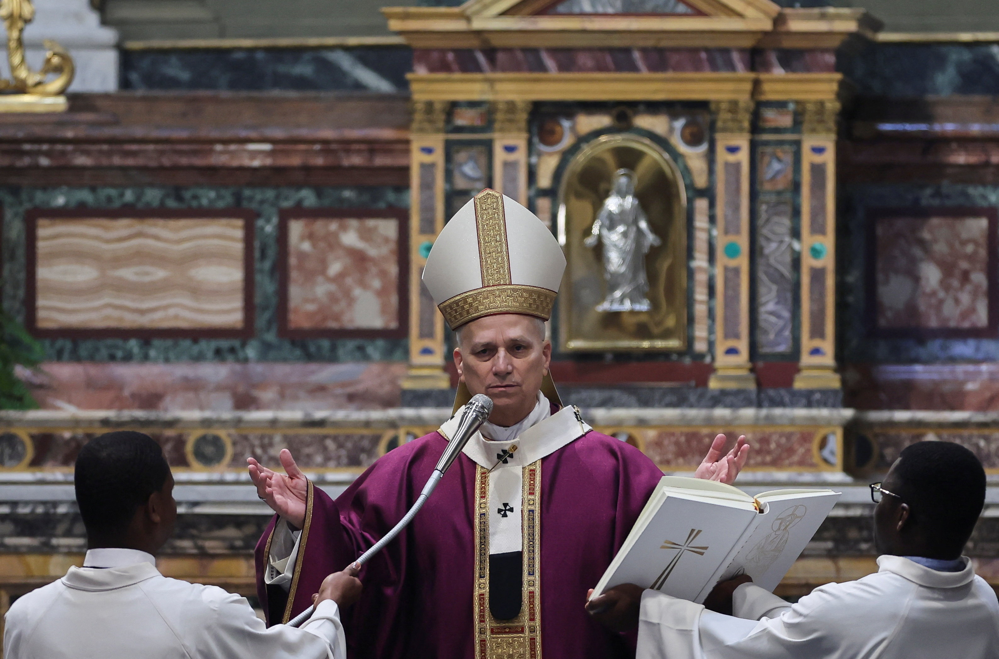 Pope Leo XIV celebrates Mass in the parish of the Sacred Heart of Jesus in Castro Pretorio