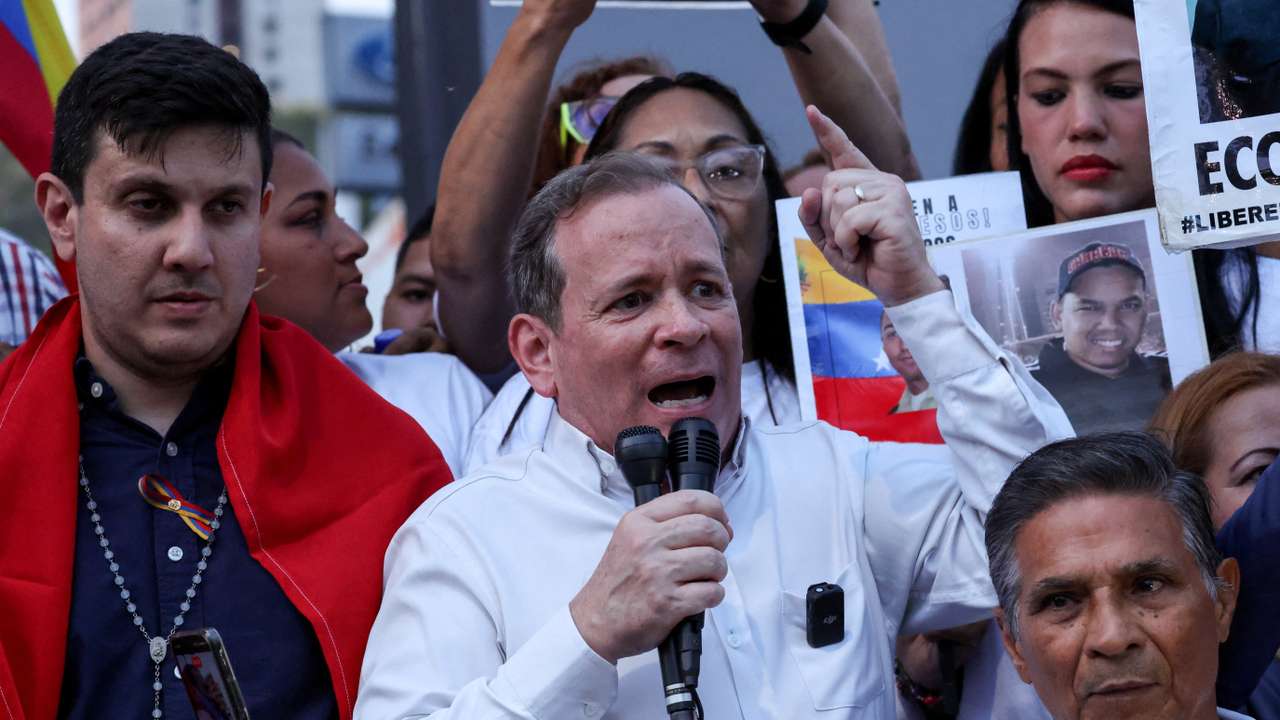 Venezuelan opposition politician Juan Pablo Guanipa released from detention