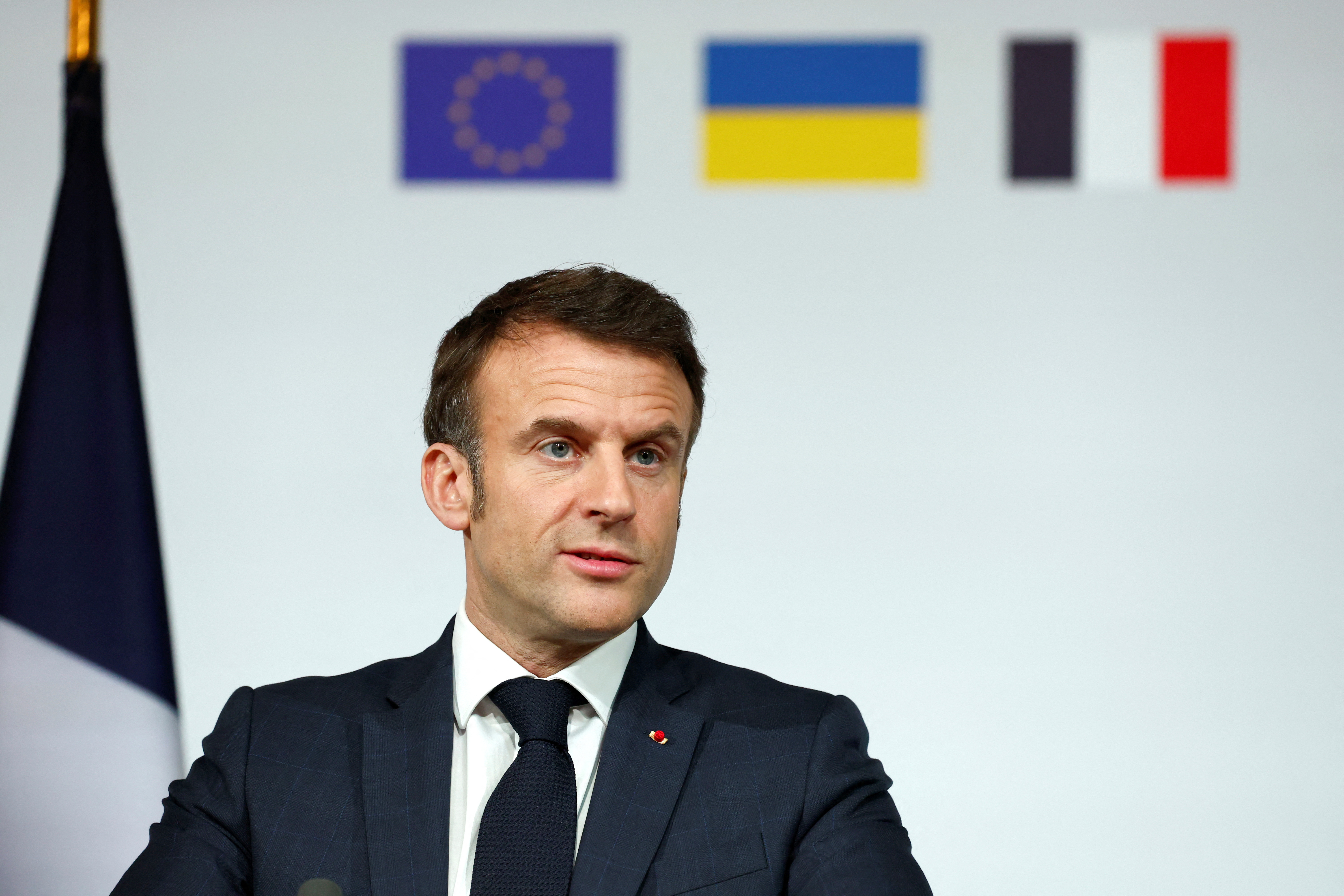 French President Macron hosts Ukraine summit in Paris