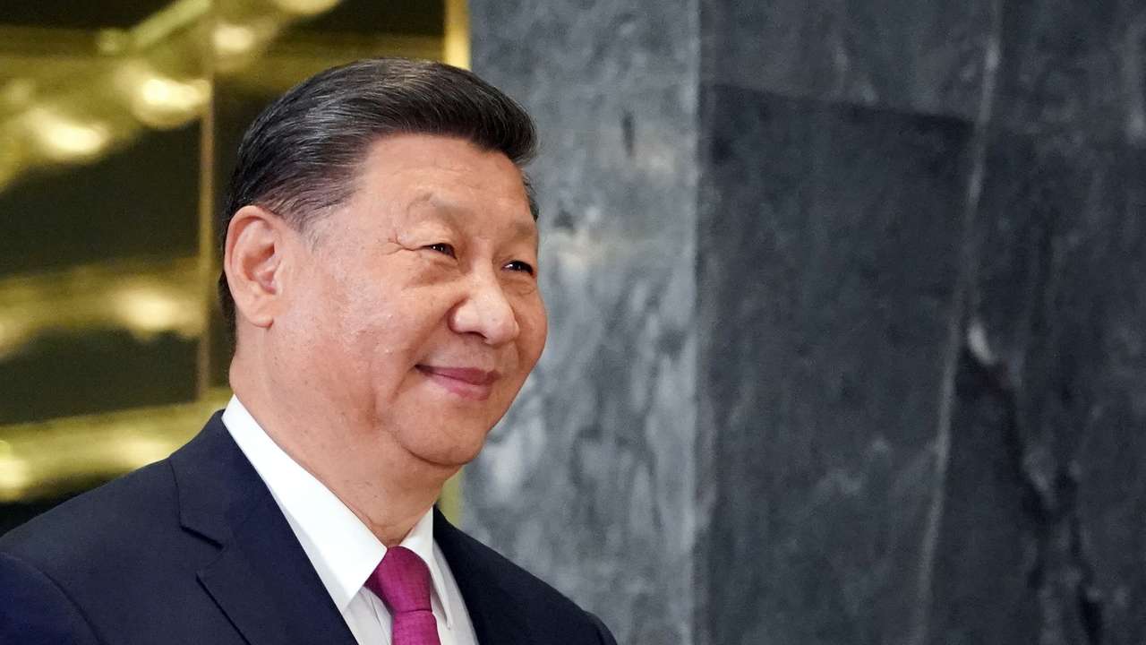 Russian President Putin and Chinese President Xi meet in Astana