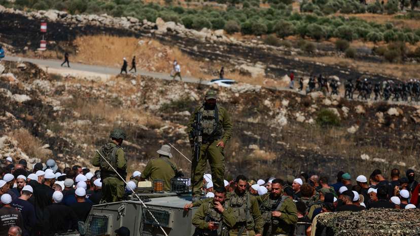 Ceasefire line between Israeli-occupied Golan Heights and Syria