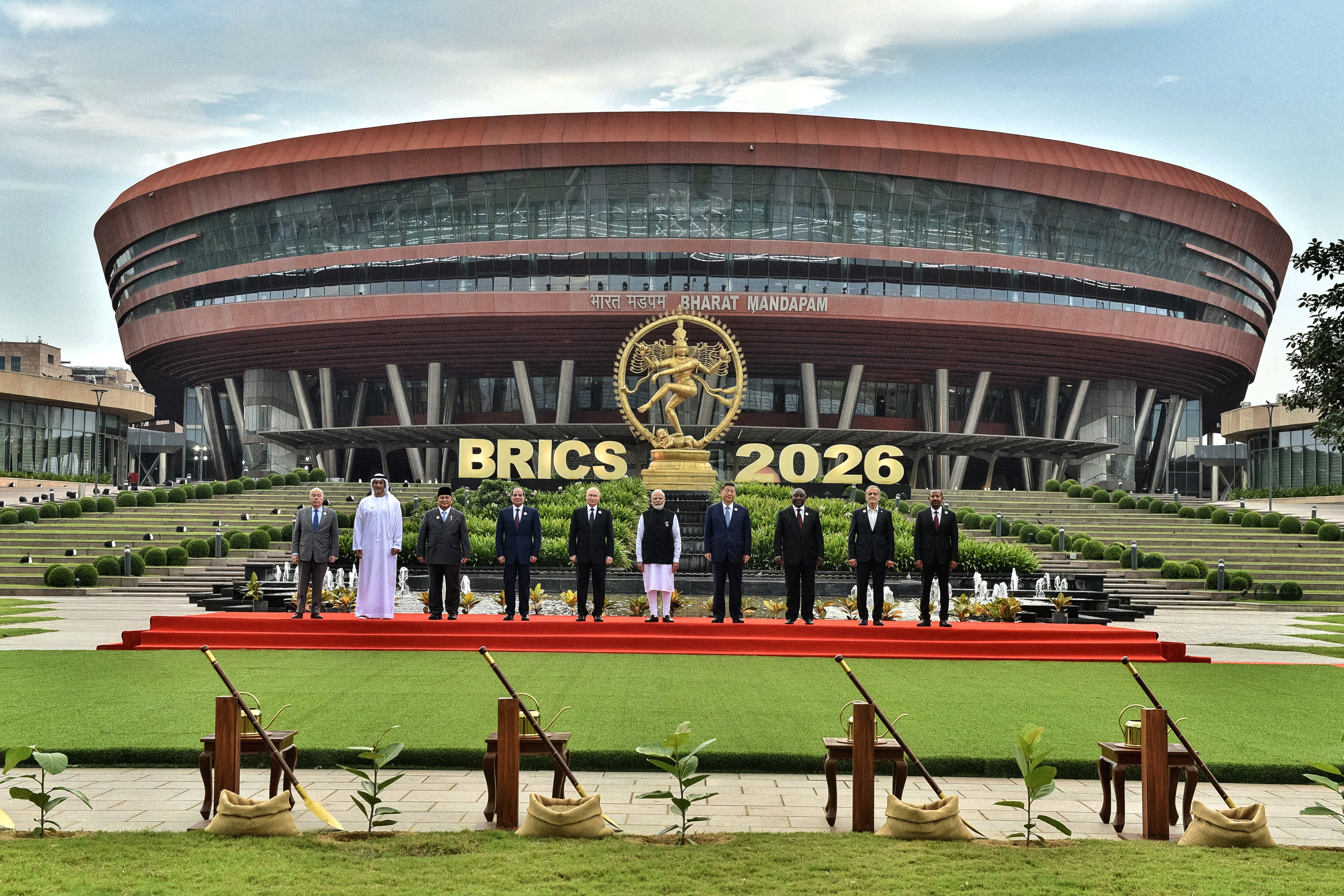 AFP__20260912__C84E8CU__v3__HighRes__IndiaBricsSummitFamilyPhoto