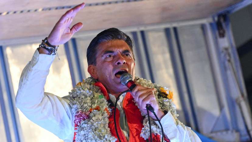 FILE PHOTO: Bolivia's incoming president Rodrigo Paz