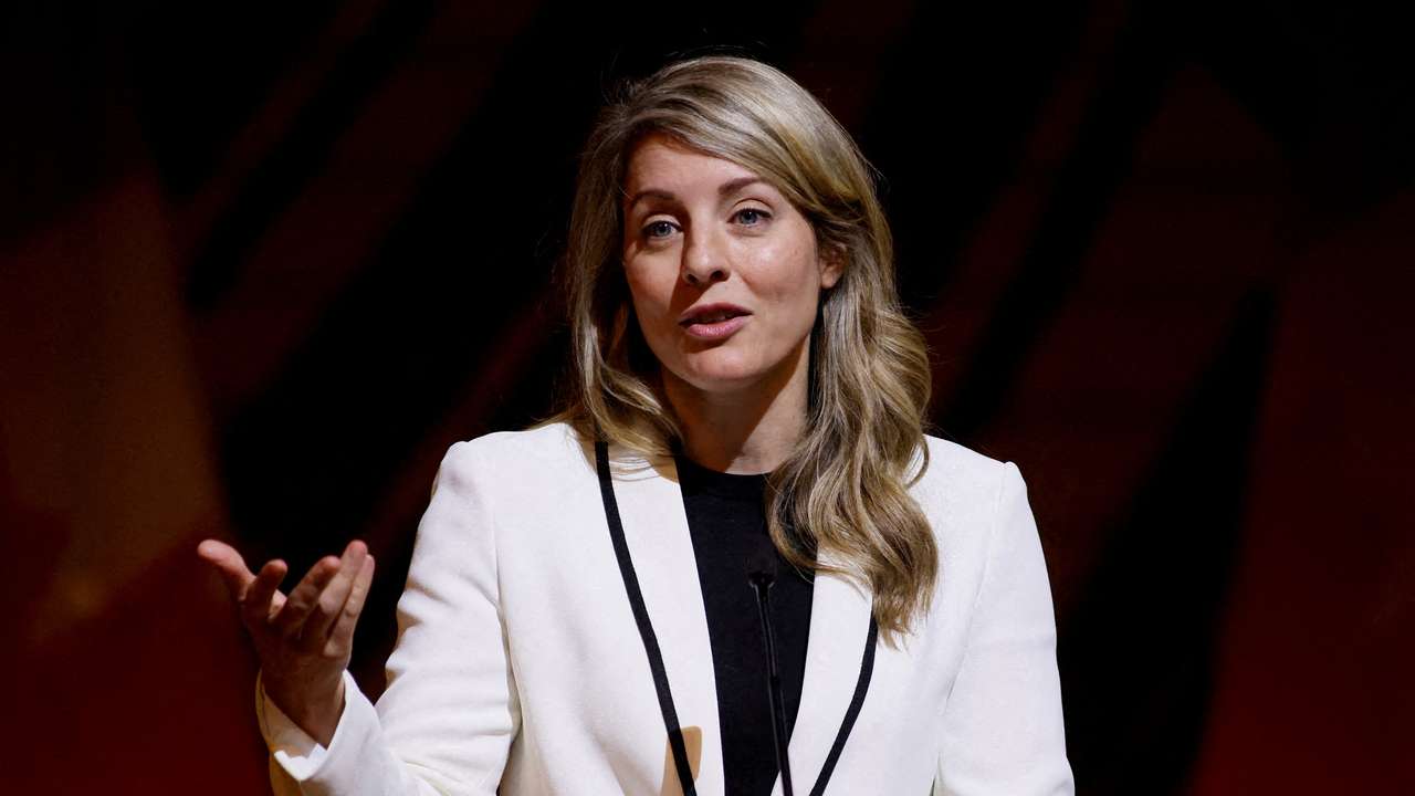 FILE PHOTO: FILE PHOTO: Canada's Minister of Foreign Affairs Melanie Joly