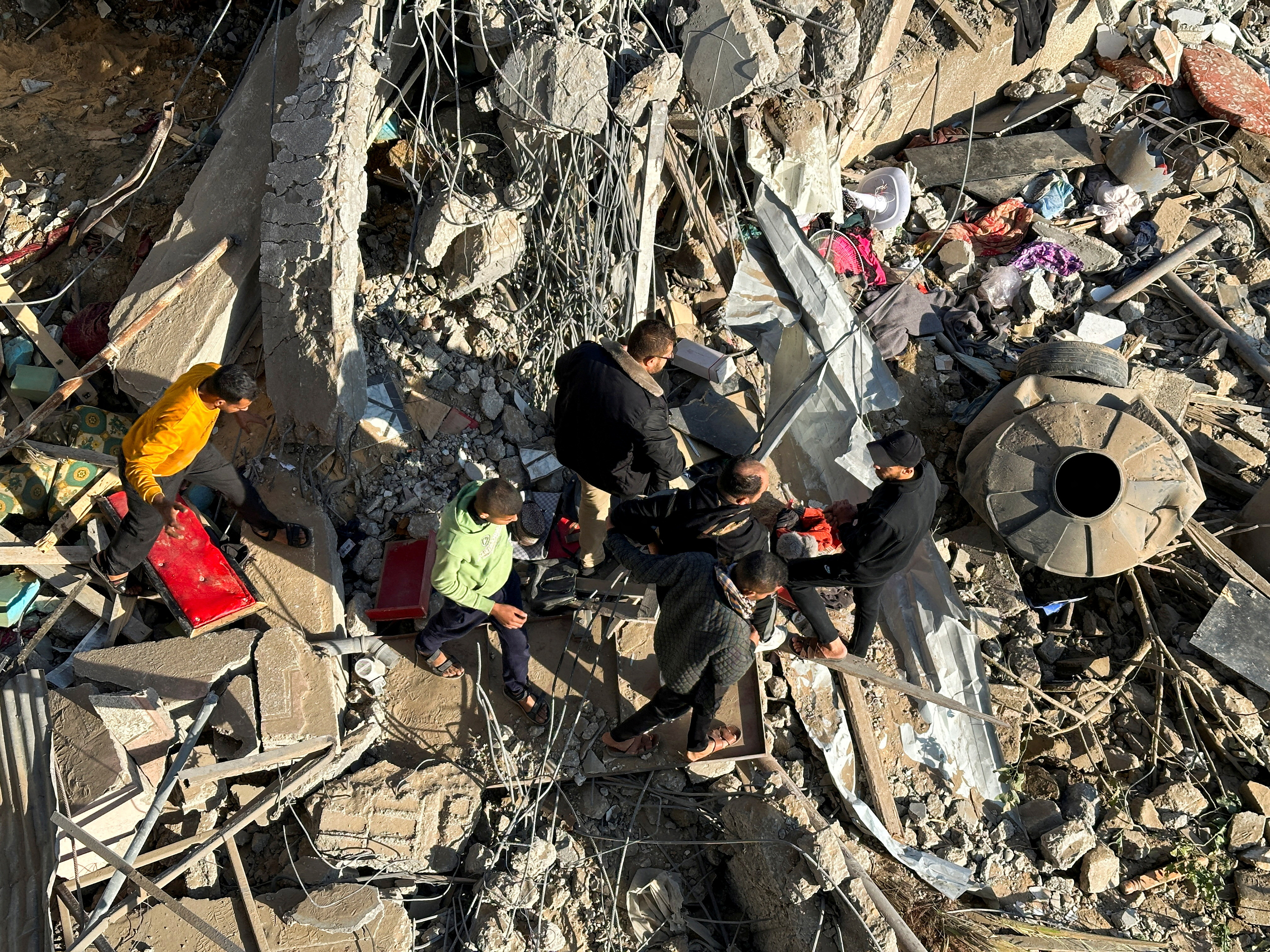 Aftermath of Israeli strikes, in Rafah