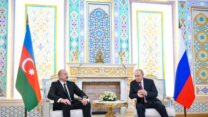 Russian President Vladimir Putin meets with Azerbaijani President Ilham Aliyev in Dushanbe