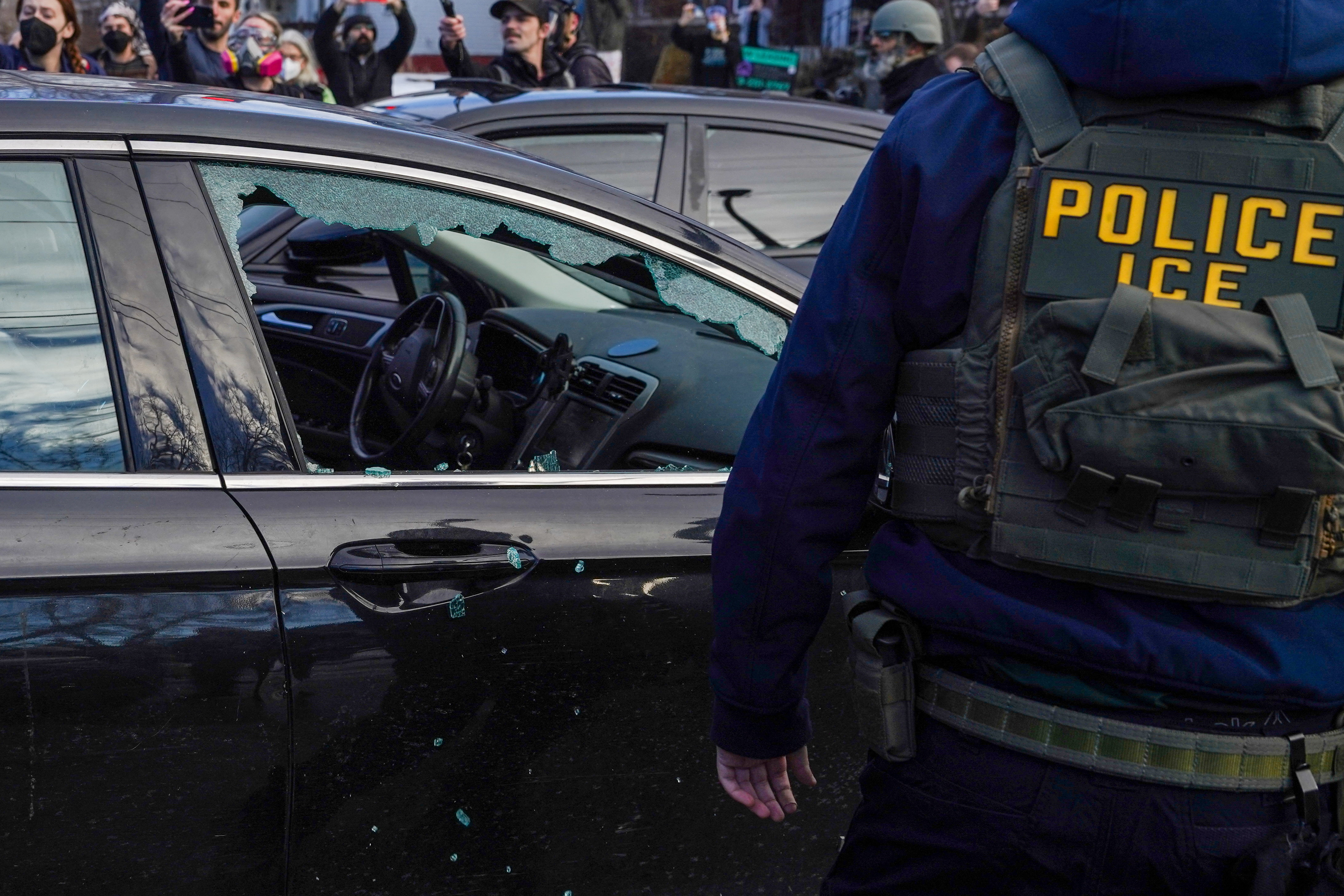 Aftermath of the fatal shooting of Renee Nicole Good, in Minneapolis