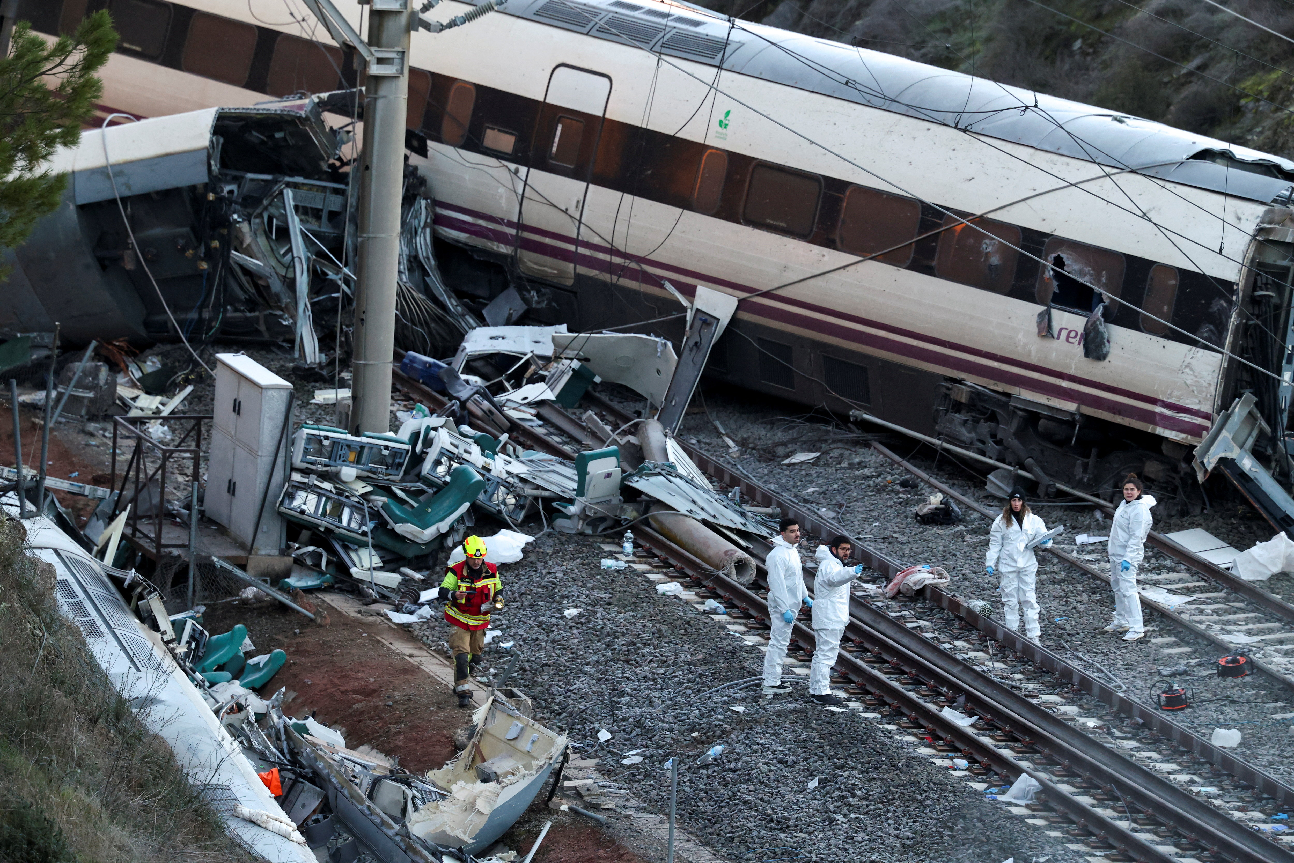 Two high-speed trains derail in Spain