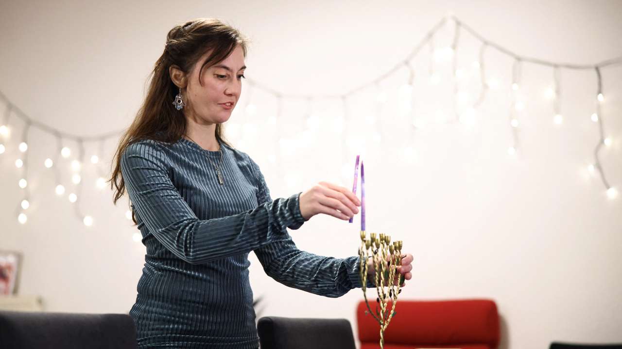 Germany's Jewish community marks Hannukkah's festival of lights